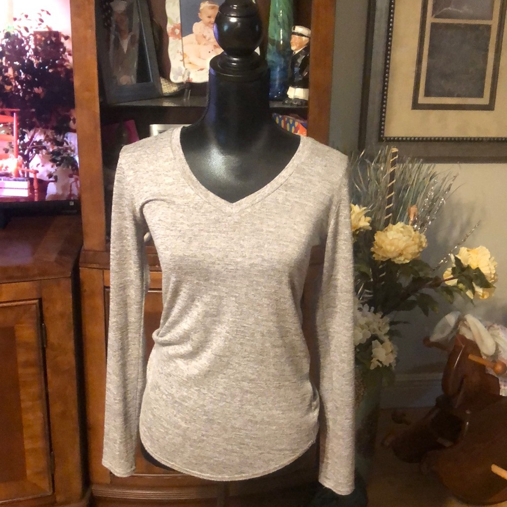 Gray long sleeve sweater like shirt